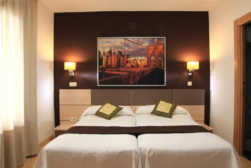 马德里 伐尔费斯旅馆酒店 客房 照片